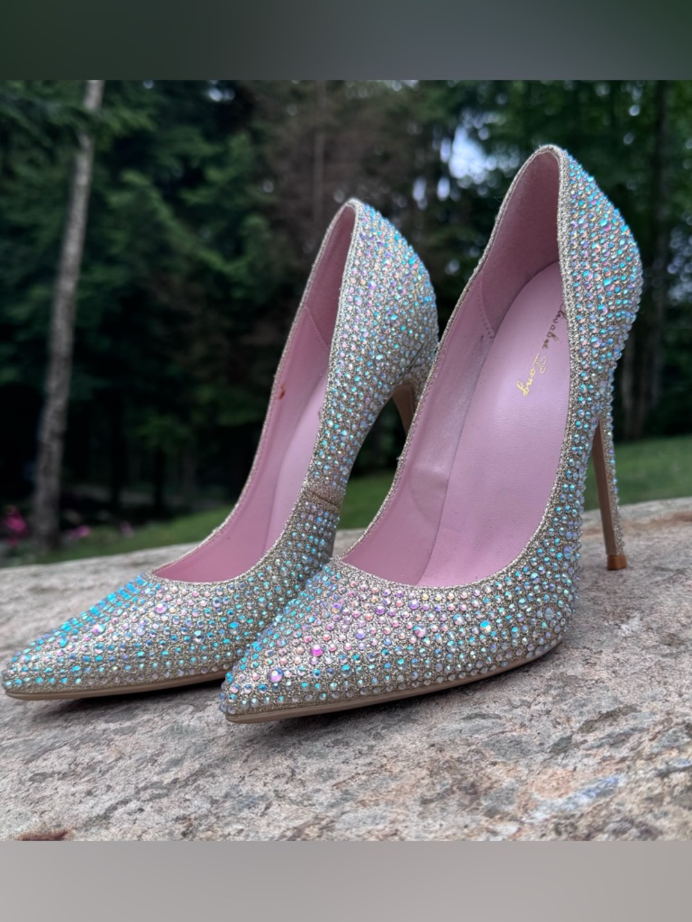 Elizabet Tang Rhinestone Glitter Pumps